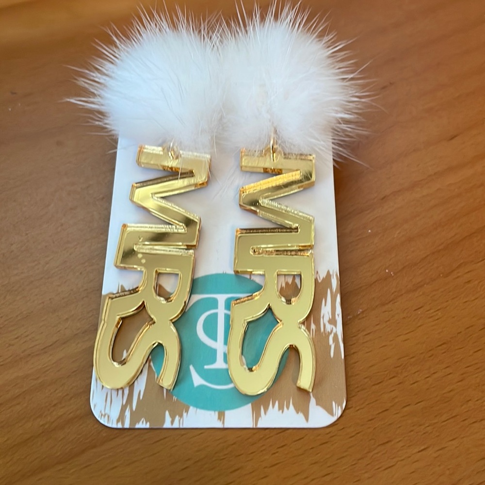 Mrs earrings